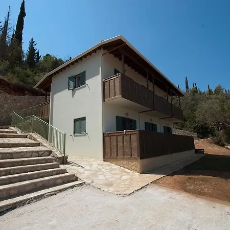 莱夫卡斯佩特拉旅馆 Áyios Nikítas