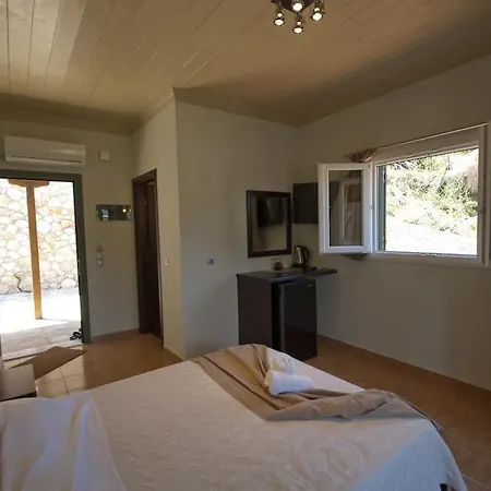 招待所 莱夫卡斯佩特拉旅馆 3*