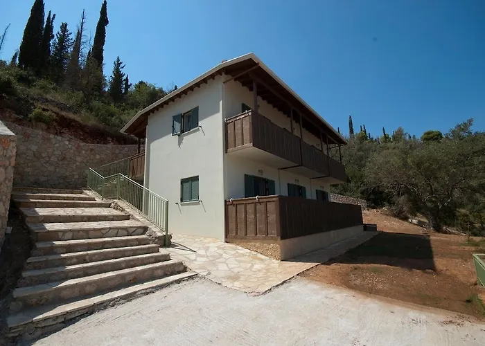 Lefkas Petra Áyios Nikítas