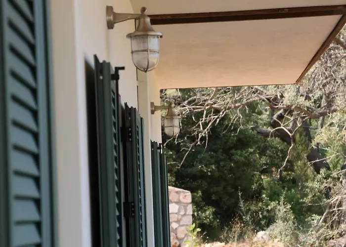 게스트하우스 Lefkas Petra Áyios Nikítas