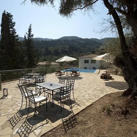 Lefkas Petra